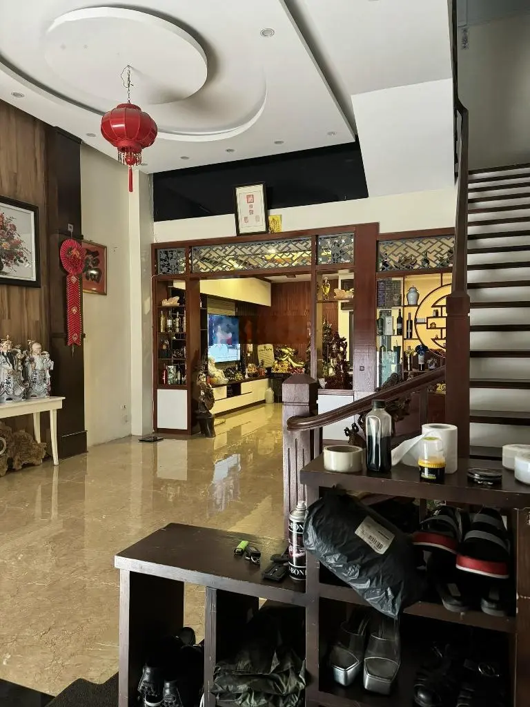 Bán nhà khủng Bồ Đề, 110m2 X 6 tầng X gara ở sướng, MP 15m giá chỉ 16T Call 0398 386 ***