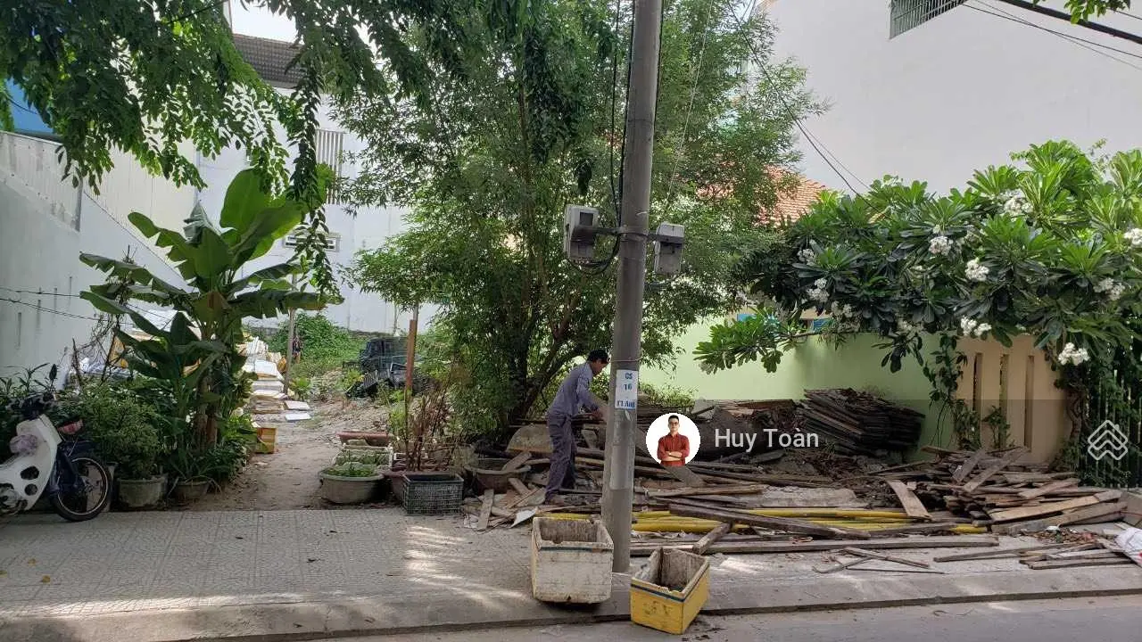 Hạ giá bán nhanh MT Thế Lữ, An Hải Bắc, Sơn Trà. DT 110m2, giá rẻ cần bay nhanh. LH: 0905 720 ***