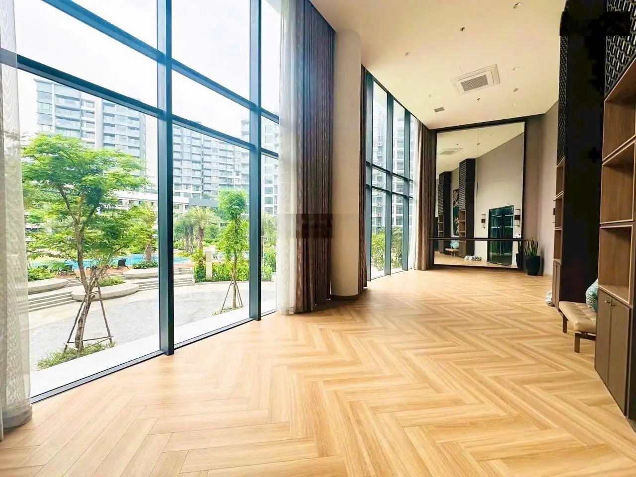 Căn hộ CC Centery 3PN 121m2 thanh toán 1,8 tỷ nhận nhà, ân hạn gốc 3 năm, chiết khấu 17%