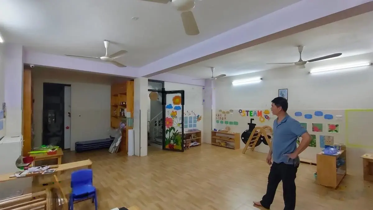 Bán nhà Xã Đàn Đông Đa kinh doanh văn phòng,ô tô đõ cửa,ngõ thông dòng tiền 82m2/9T/7mMT 19tỷ