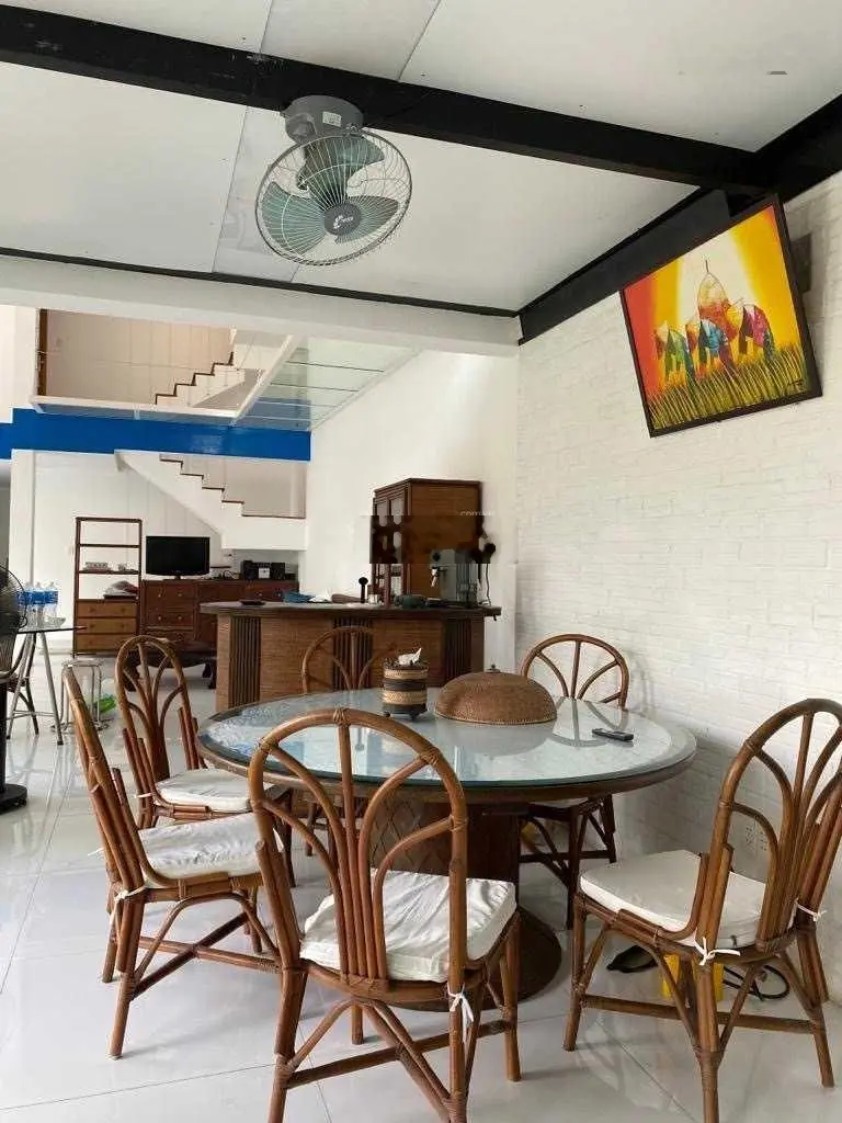 Bán nhà biệt thự giá 13 tỷ, diện tích 233,6 m2, tại Vườn Lài, phường An Phú Đông
