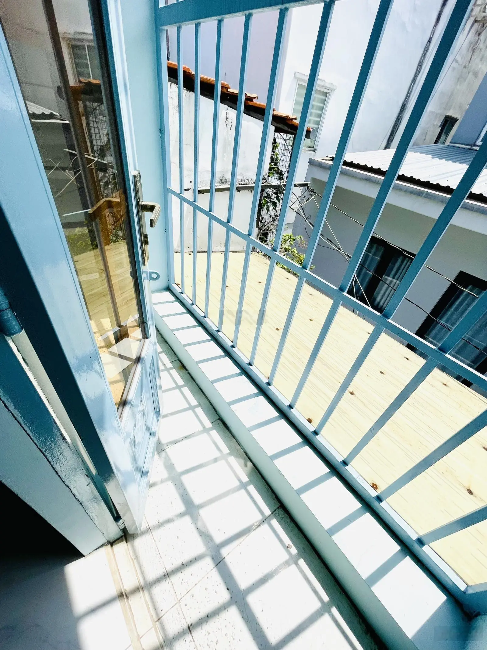 Bán nhà mặt tiền hụt đường hồng bàng, quận 6, hxh, 3pn, shr 9 chủ, hỗ trợ khách mua vay ngân hàng