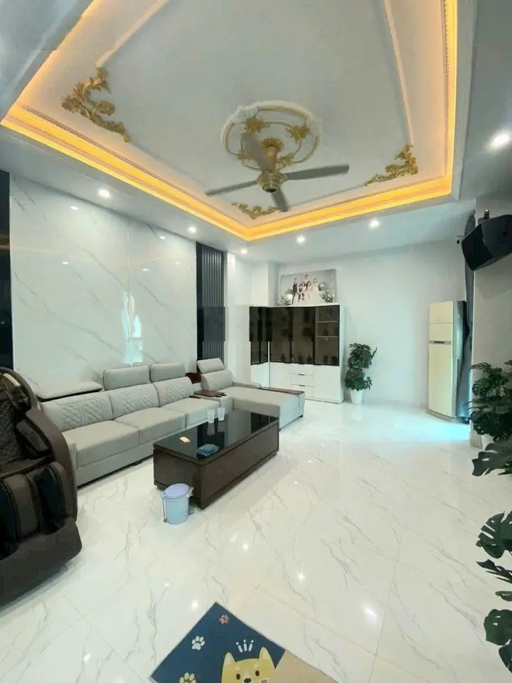 Nhà 4 tầng độc lập lô góc 2 mặt thoáng, có cầu thang máy, ô tô vào nhà tại Trang Quan An Đồng
