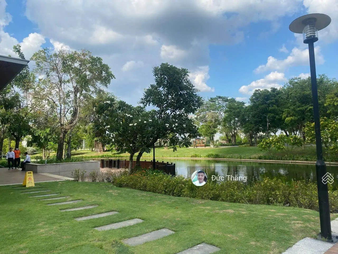 Biệt thự Tân Cảng 600m2 đất hầm 4 tầng view sông hoàn thiện full nội thất cao cấp mới 100%