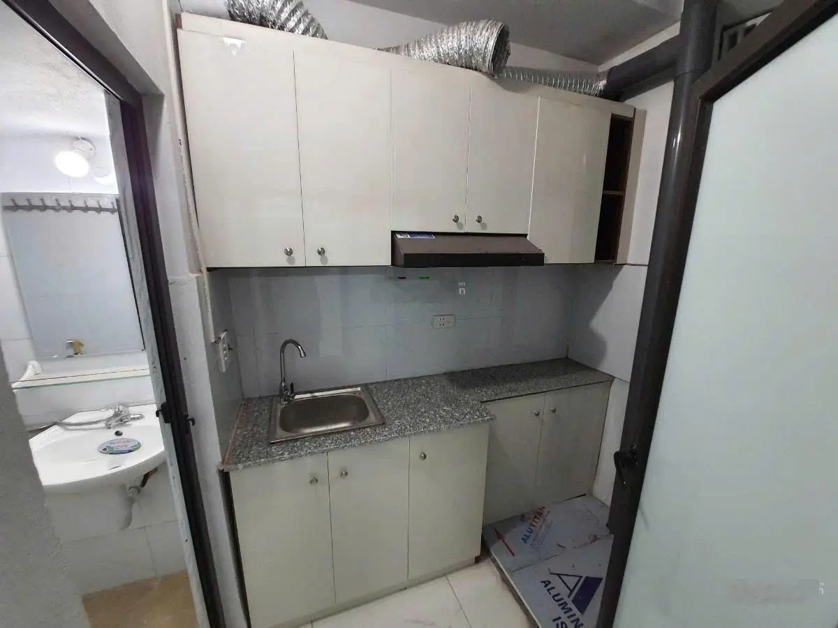 Chờ mãi mới có! Toà CHDV Triều Khúc, 100m2*8T, MT 8M, 28 phòng KK, gần phố, dòng tiền 10%/năm