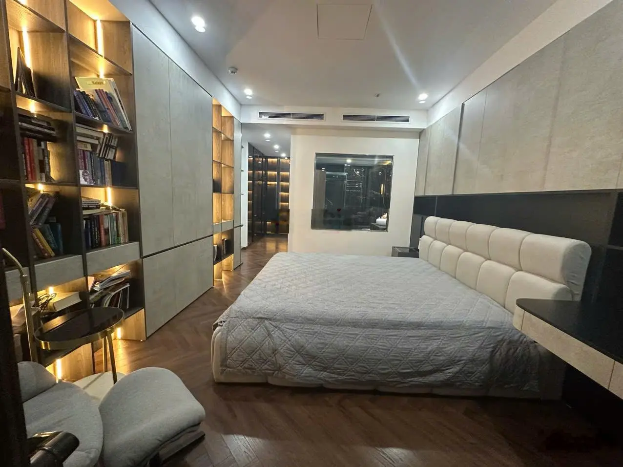 Bán căn Roman Plaza 103m 3N3W giá 6,2 tỷ. Sẵn sổ, full nội thất. LH 0962 347 ***