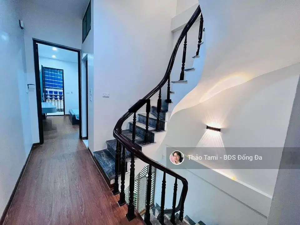 Đẳng cấp! Bán nhà Tây Sơn Đống Đa, ngõ nông rộng ô tô đỗ gần, kinh doanh nhà mới về ở luôn 40m2x6T