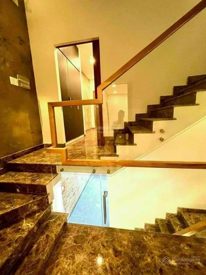 Chỉ vỏn vẹn 6 tỷ, Trần Ngọc Diện, Quận 2, 5X14m, 1T 3L, 5PN, 6WC, đường to 7m, KDC an ninh