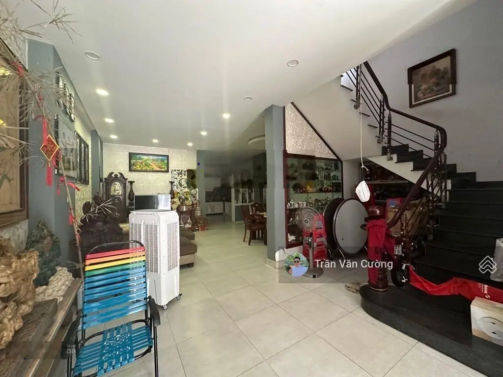 Giảm gần 2 tỷ, nhà mặt tiền 5 tầng, ngang khủng 6,54m, ra Vincom Lê Văn Việt Quận 9 5p, còn 13tỷ7