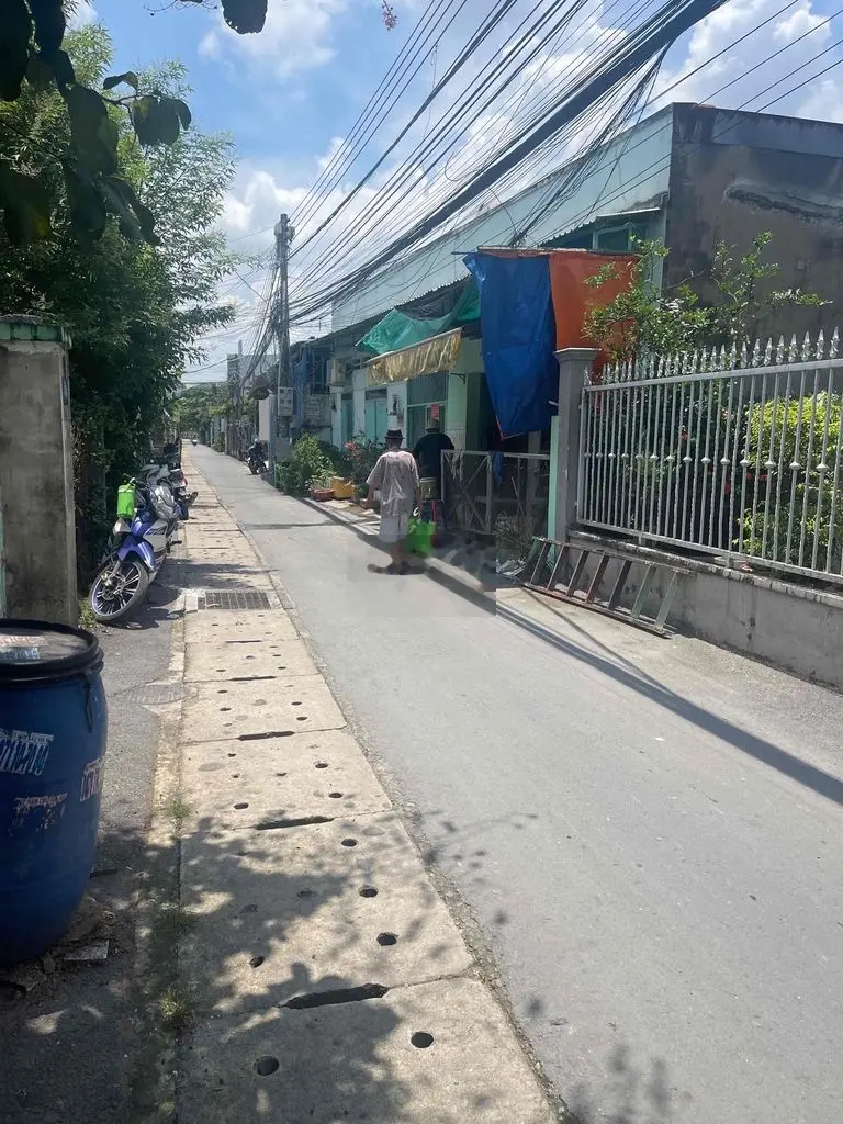 Đất ngay trạm thu phí Lái Thiêu . đường xe tải 10 x 30m