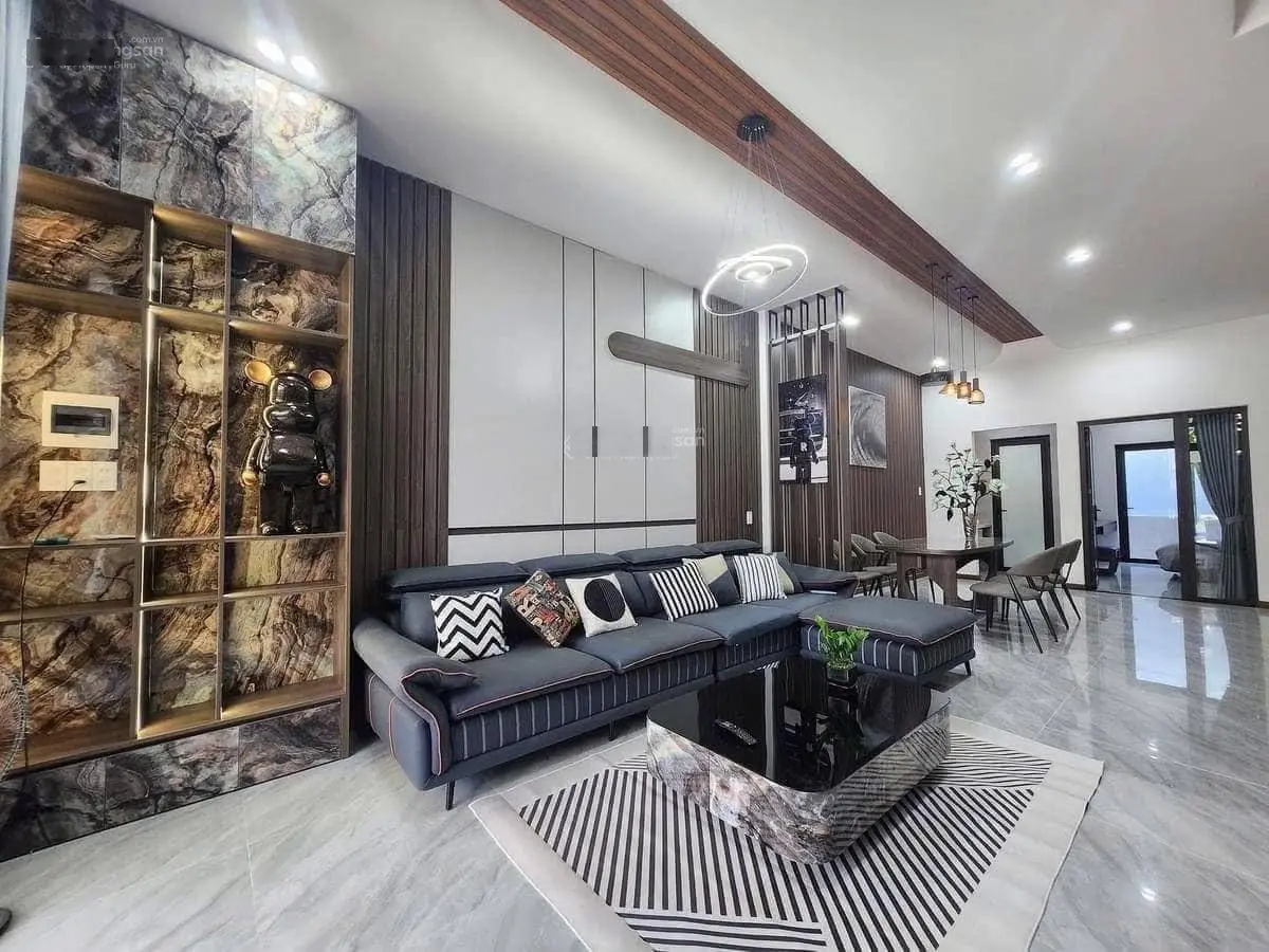 Nhà ngộp - đường Nguyễn Thiện Thuật, P. 3, Q. 3 - 52m2 giá 7 tỷ 190 - alo ngay 039 3089627