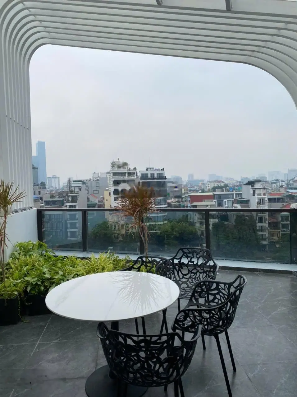 Bán nhà View Hồ trung tâm Ba Đình, thang máy, gara, kinh doanh, Đội Cấn 60m2 nhỉnh 30 tỷ.