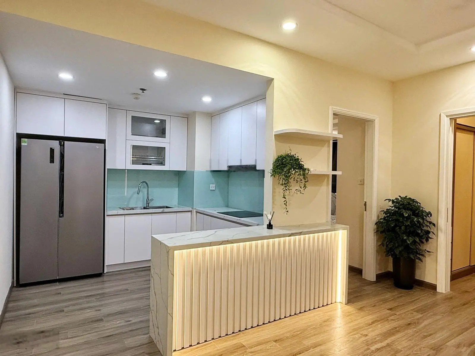 chuyển căn lớn cần Bán 2 sáng ngủ diện tích 83m nhà sửa đủ đồ đẹp view nhạc nước lh em 0974 532 ***