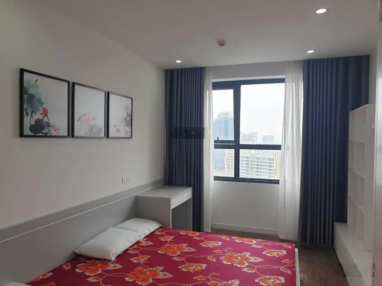(View hồ). Bán 2PN 2WC 83m2 ban công ĐN Vinhomes D'Capitale Trần Duy Hưng - full đồ tòa C6 Vincom