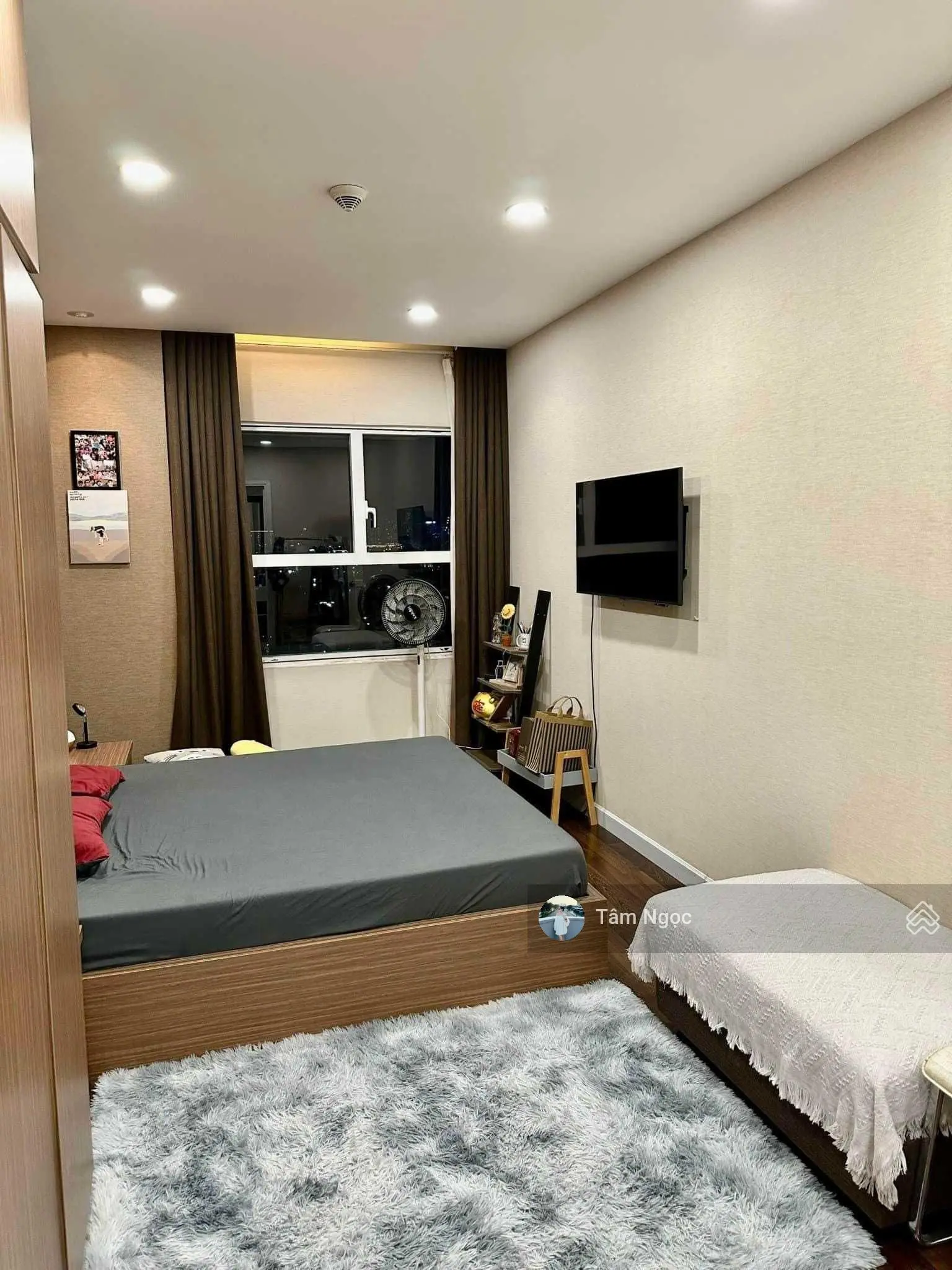 Chủ nhà nợ bank cần ra gấp CC Sunrise City Q. 7 - DT 105.75m2 - 2PN, 2WC