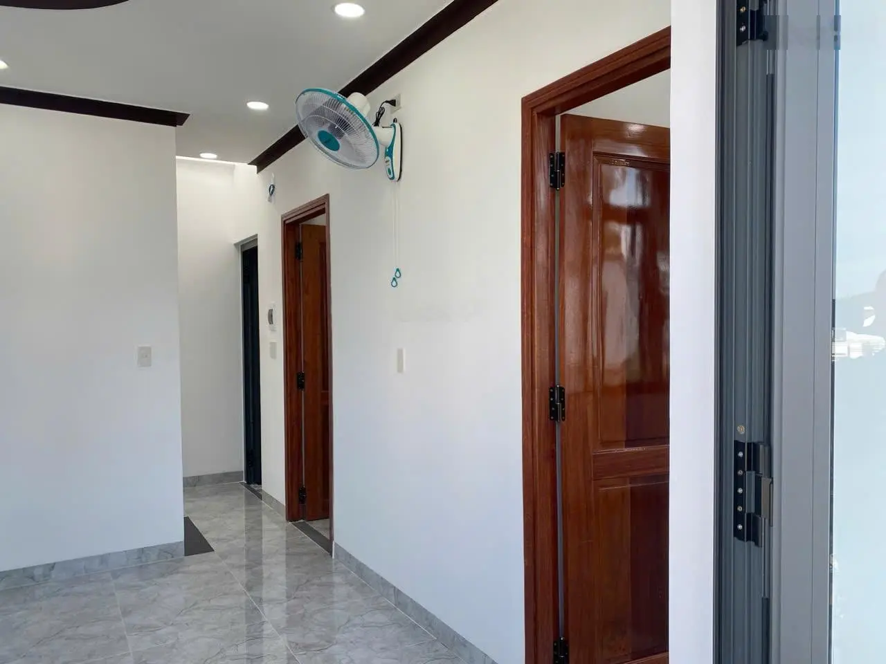 Gởi ae bán gúp 3 căn nhà mới đúc mới tinh mặt tiền đường mai an tiêm phường vĩnh phước hh 70tr/ căn