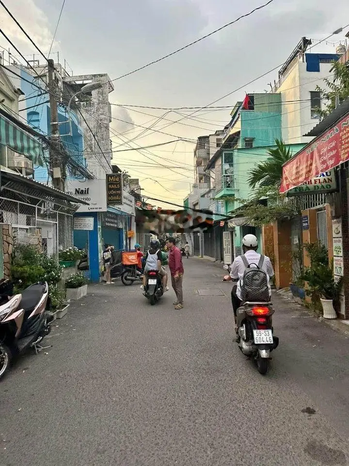 Sang nhanh căn nhà 1 trệt 1 lầu 4x15=60m2 Nguyễn Thái Học, Trảng Dài, sổ hồng công chứng ngay