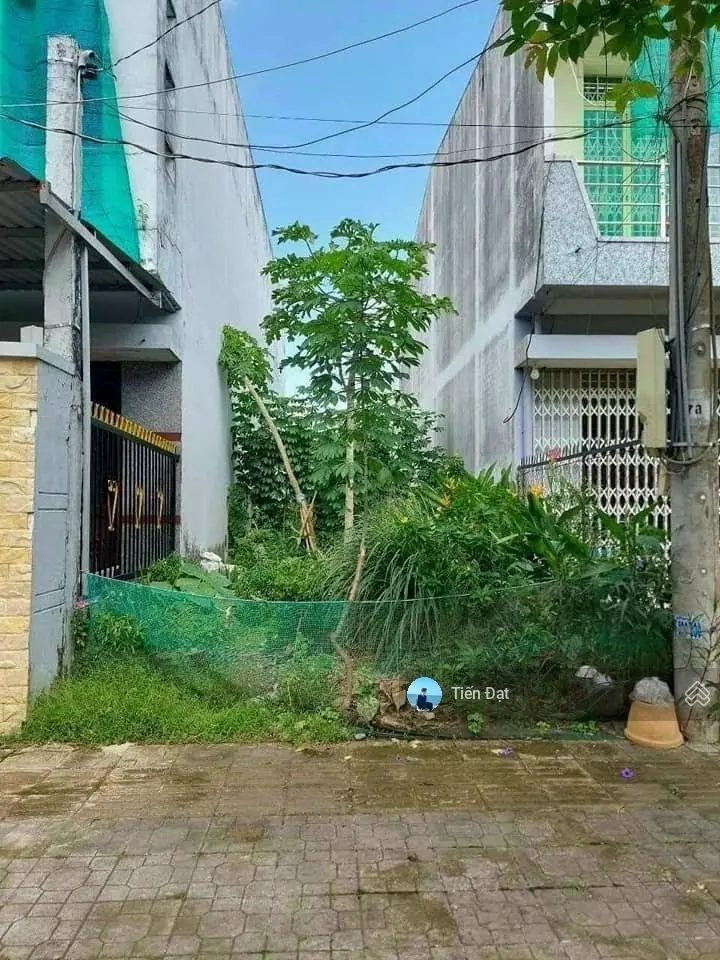 Bán lô đất khu dân cư điện âm nước máy DT86m2 SHR giá568tr đường xe hơi vị trí di chuyển thuận tiện