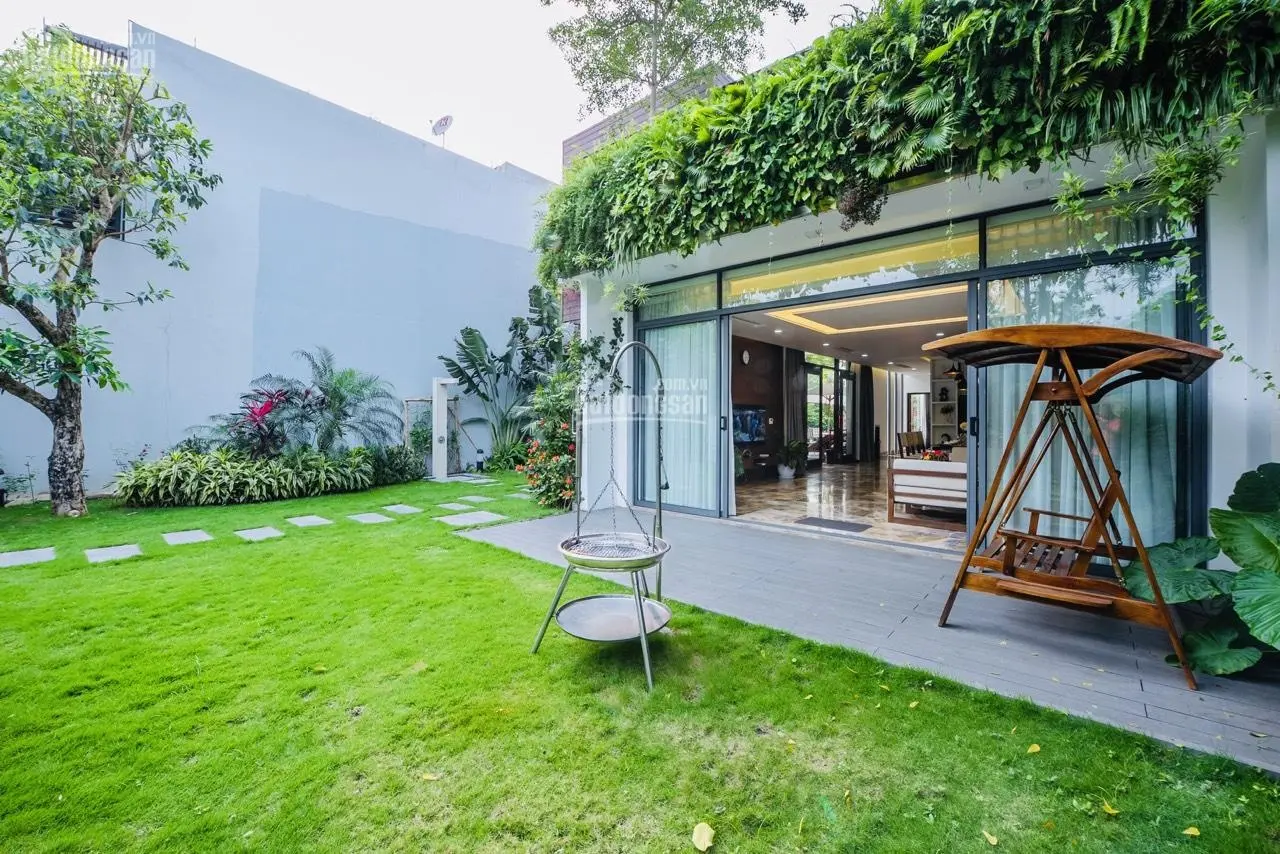 Bán gấp biệt thự Hoàng Oanh, 450m2, lô góc 2 mặt tiền, view hồ tại Flamingo Đại Lải, LH: 0931 793 ***