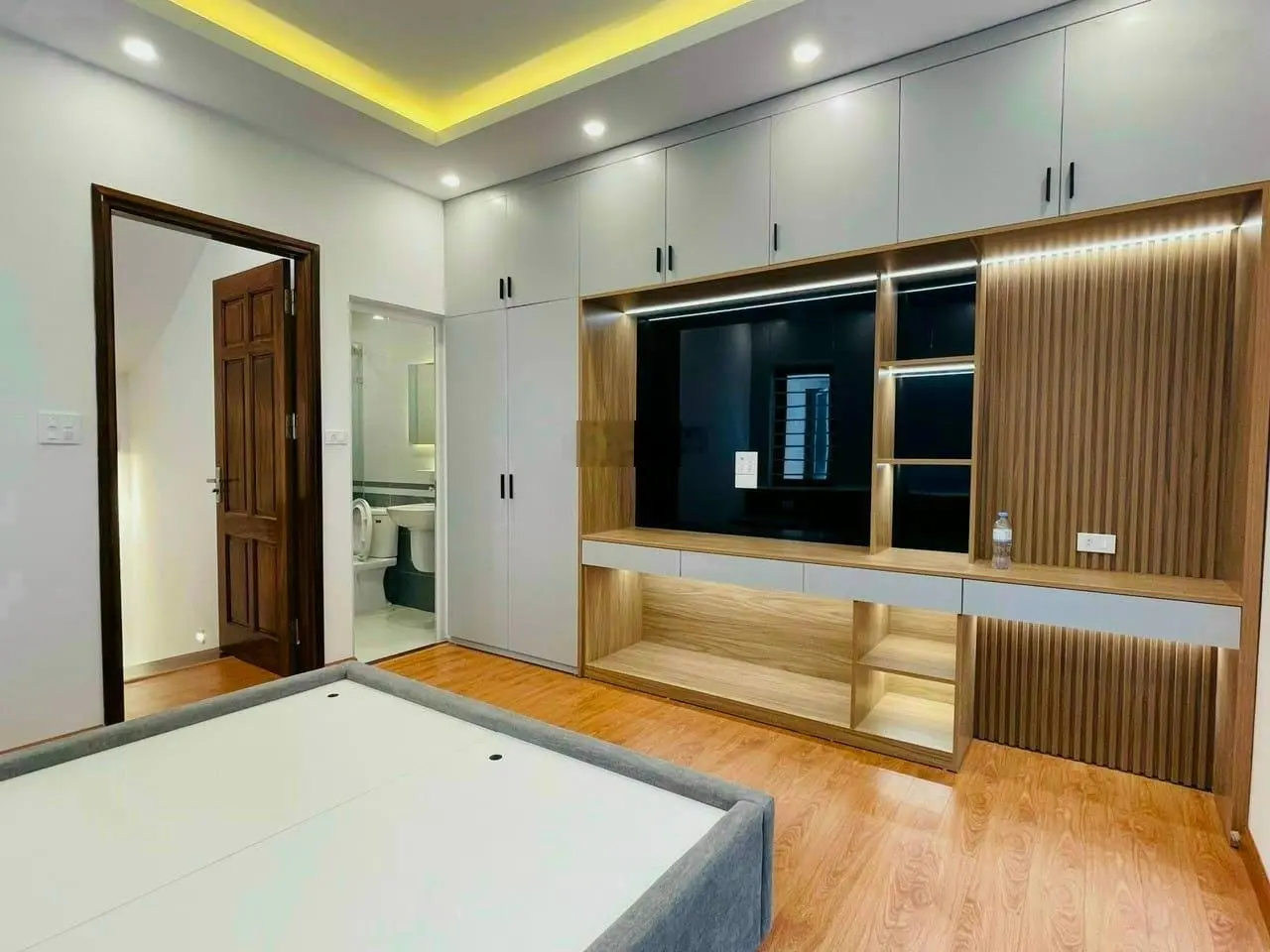 Bán nhà Phú Thượng, Tây Hồ 35m2, 5 tầng, ngõ rộng thoáng, ô tô cách nhà 30m - 6.9 tỷ
