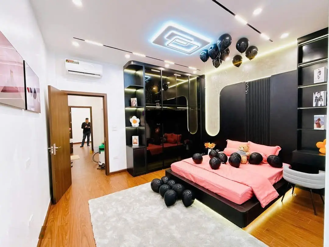 Không hề ảo! Kim Mã, dân xây, nhà đẹp ở luôn, ngõ 3 gác thông, vài chục m ô tô đỗ, tặng NT, 46m2*5T