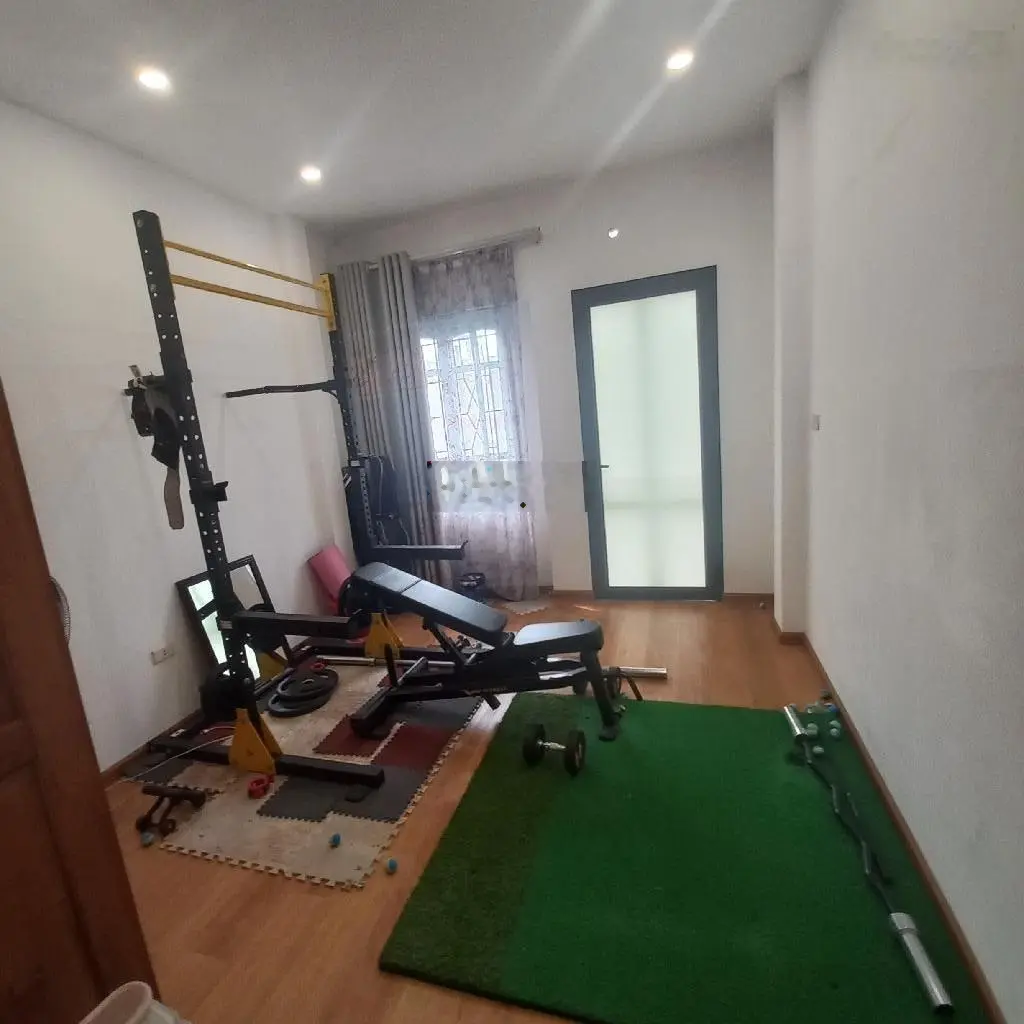 Nhà đẹp - phân lô vỉa hè - đường ôt tránh dừng đỗ - kinh doanh - trung tâm văn quán.