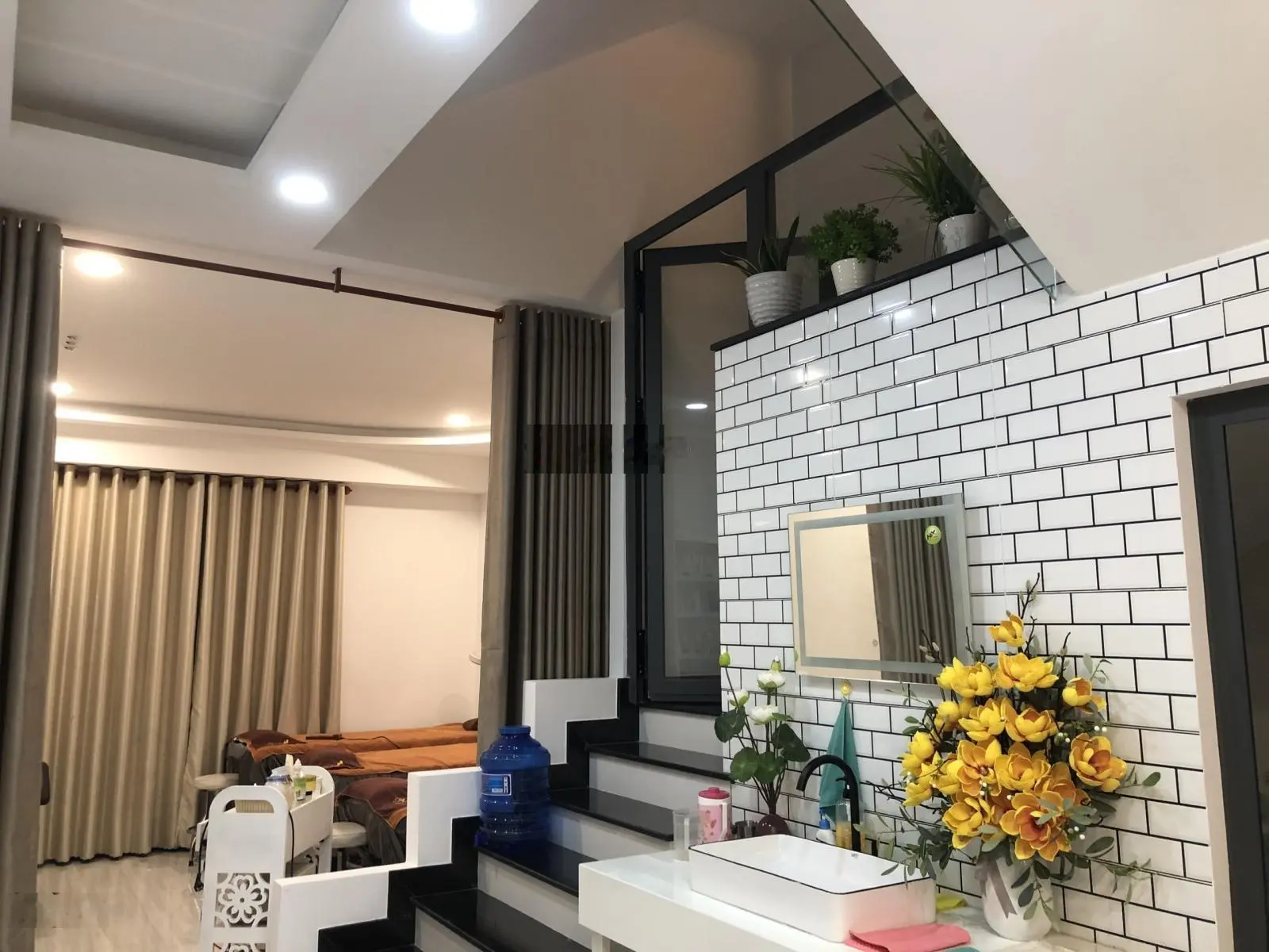Khu A, 3 tầng 75m2 (4.2x18m), 7,49 tỷ, khu nhà An Phát, sổ hồng sẵn, tại Lái Thiêu Bình Dương