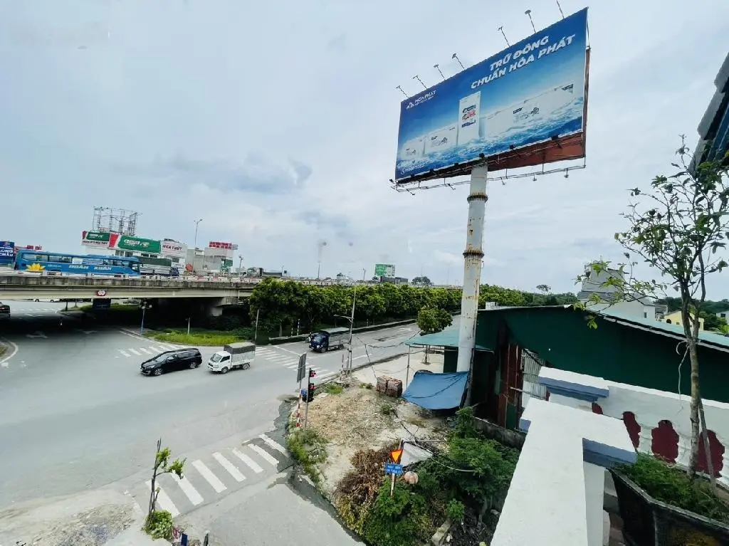 Hoa hậu Cự Khối, Long Biên, vị trí đắc địa, lô góc, 3 mặt tiền, kinh doanh bất chấp
