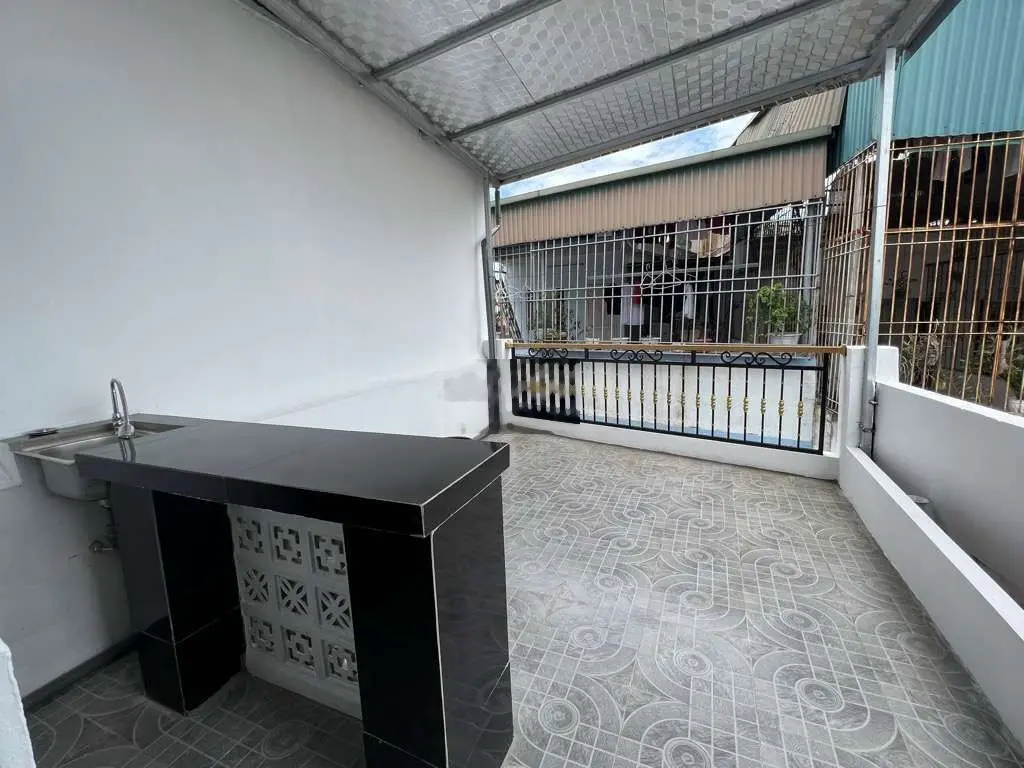 Bán nhà ngọc thụy 35m2 xây 4 tầng - nhà mặt ngõ thông
