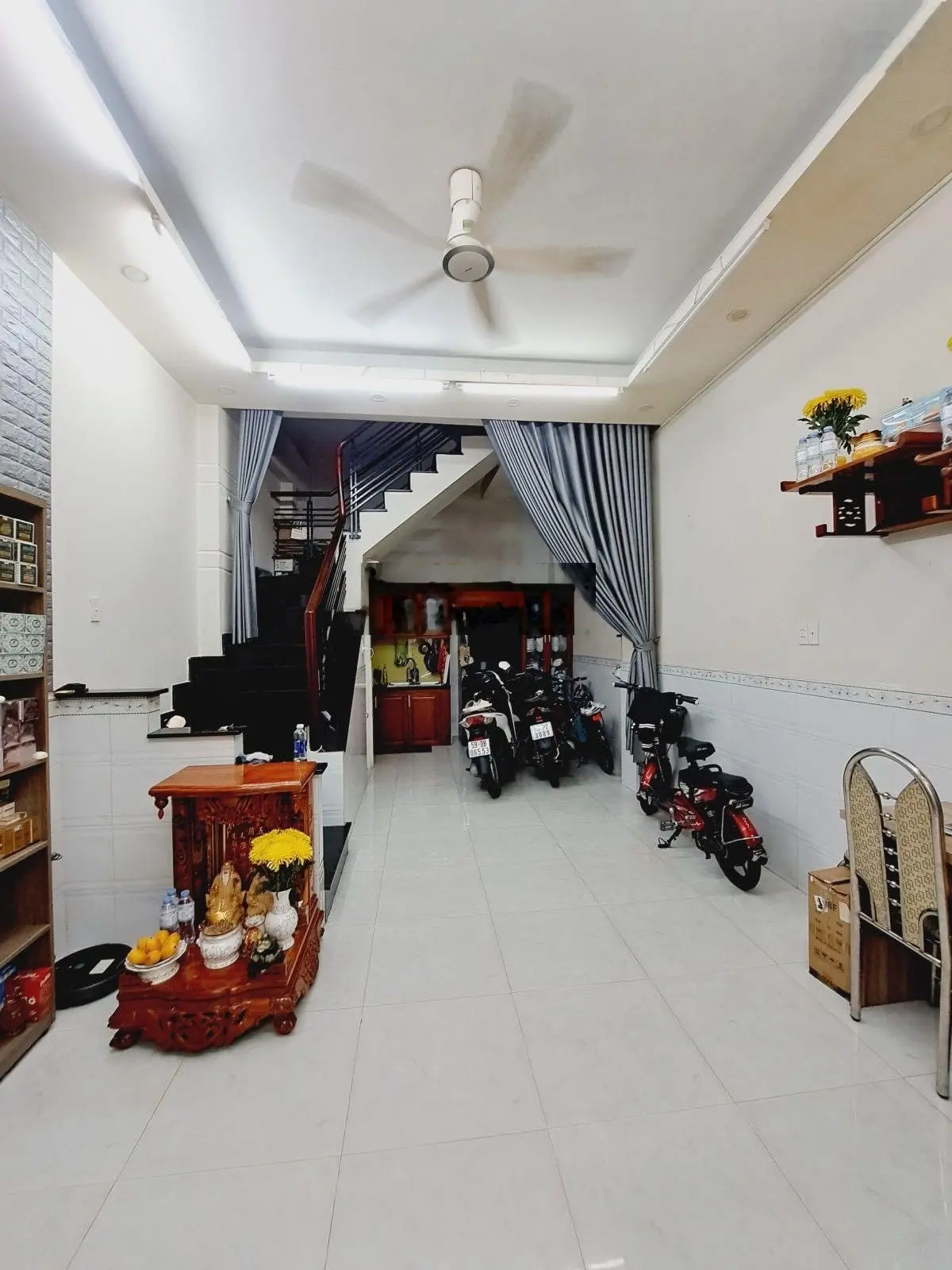 MẶT TIỀN TÂN HƯƠNG CÁCH 2 CĂN - HẺM BA GÁC THÔNG MẶT TIỀN ĐTH - (4x9) - 4 TẦNG ĐẸP - NHỈNH 4TỶ TL