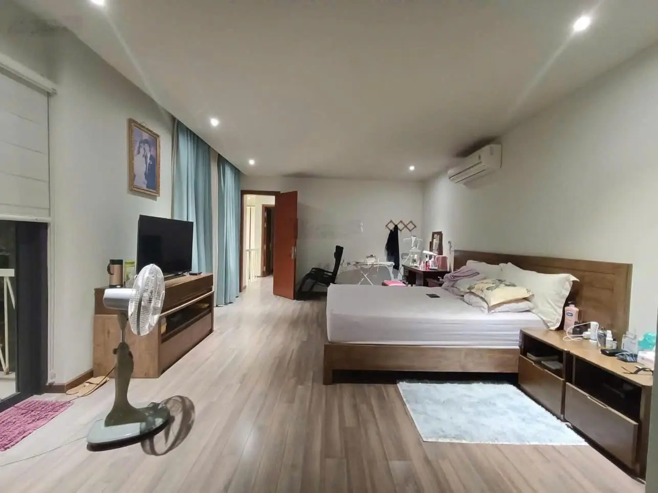 Chính chủ bán lỗ biệt thự có hồ bơi khu Euro Village 1 - Làng biệt thự Châu Âu ven sông Hàn Đà Nẵng