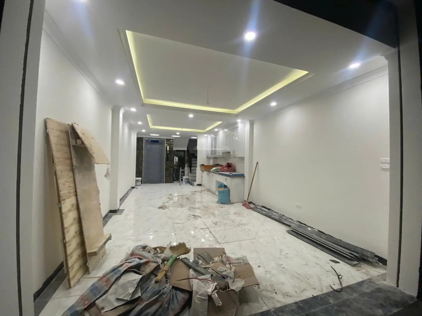 Bán nhà Phúc Lợi 46m2 x 6 tầng hơn 6 tỷ thang máy gara ô tô 7 chỗ nở hậu cạnh Vinhomes