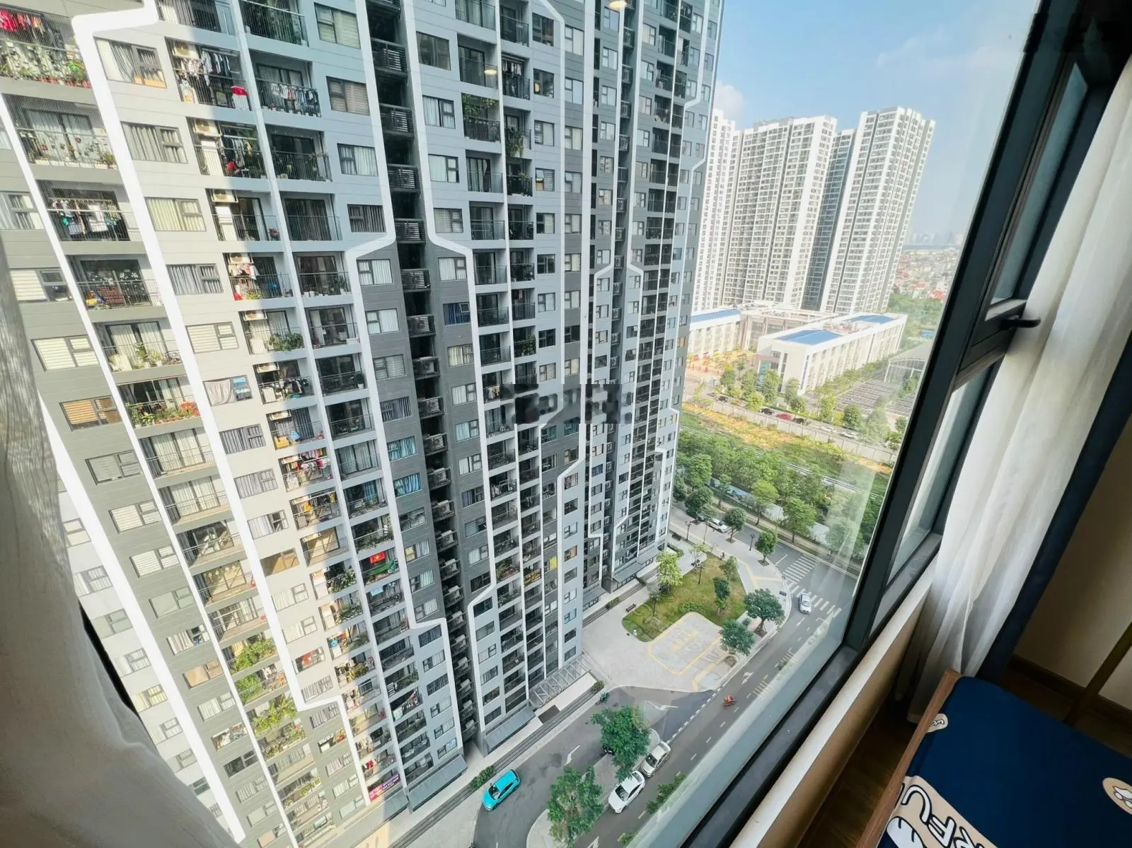 Bán gấp căn 43m2 - 1 PN + 1 toà SA2 Smart City chỉ 2,88 tỷ bao phí