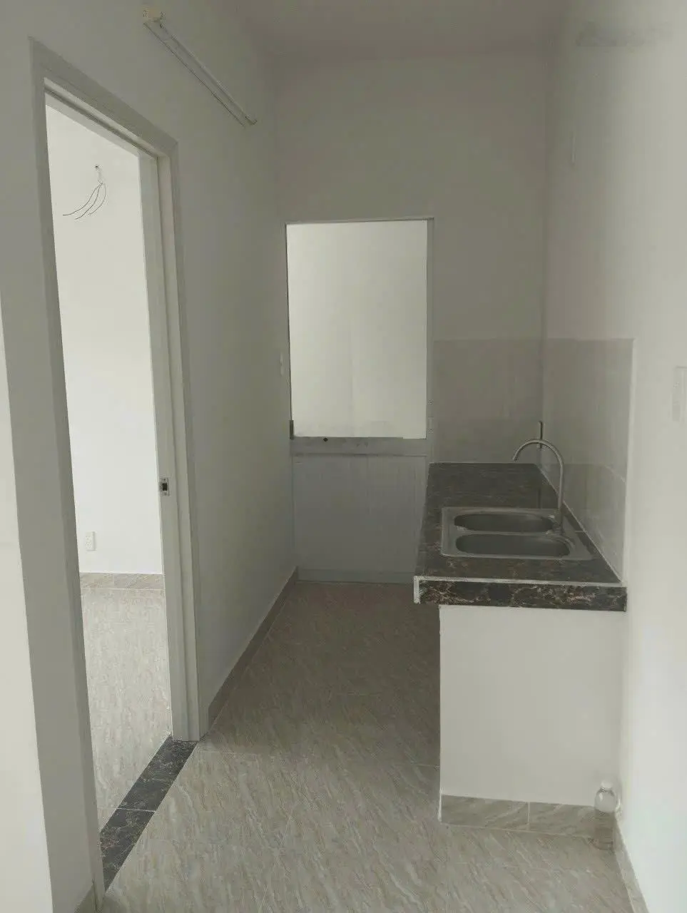 Cần bán gấp căn thương mại chung cư Hoàng Quân, Nha Trang, Cách biển 800m, tiện ích đủ xung quanh