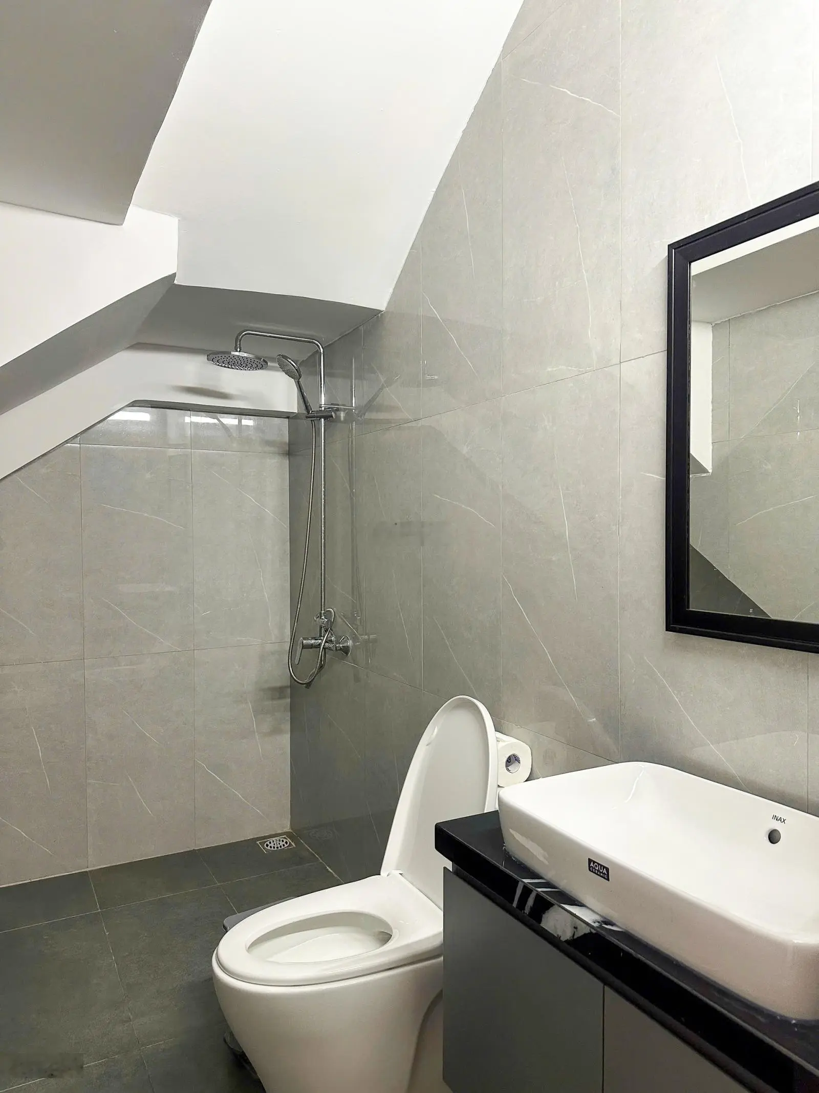 Bán nhà mặt tiền 2 tầng 70m2, Hải Châu, Đà Nẵng