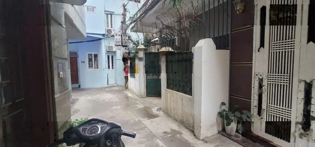 Bán nhà - đội cấn - ba đình - ngõ rộng - gần phố -lô góc - 2 thoáng - xây ccmn