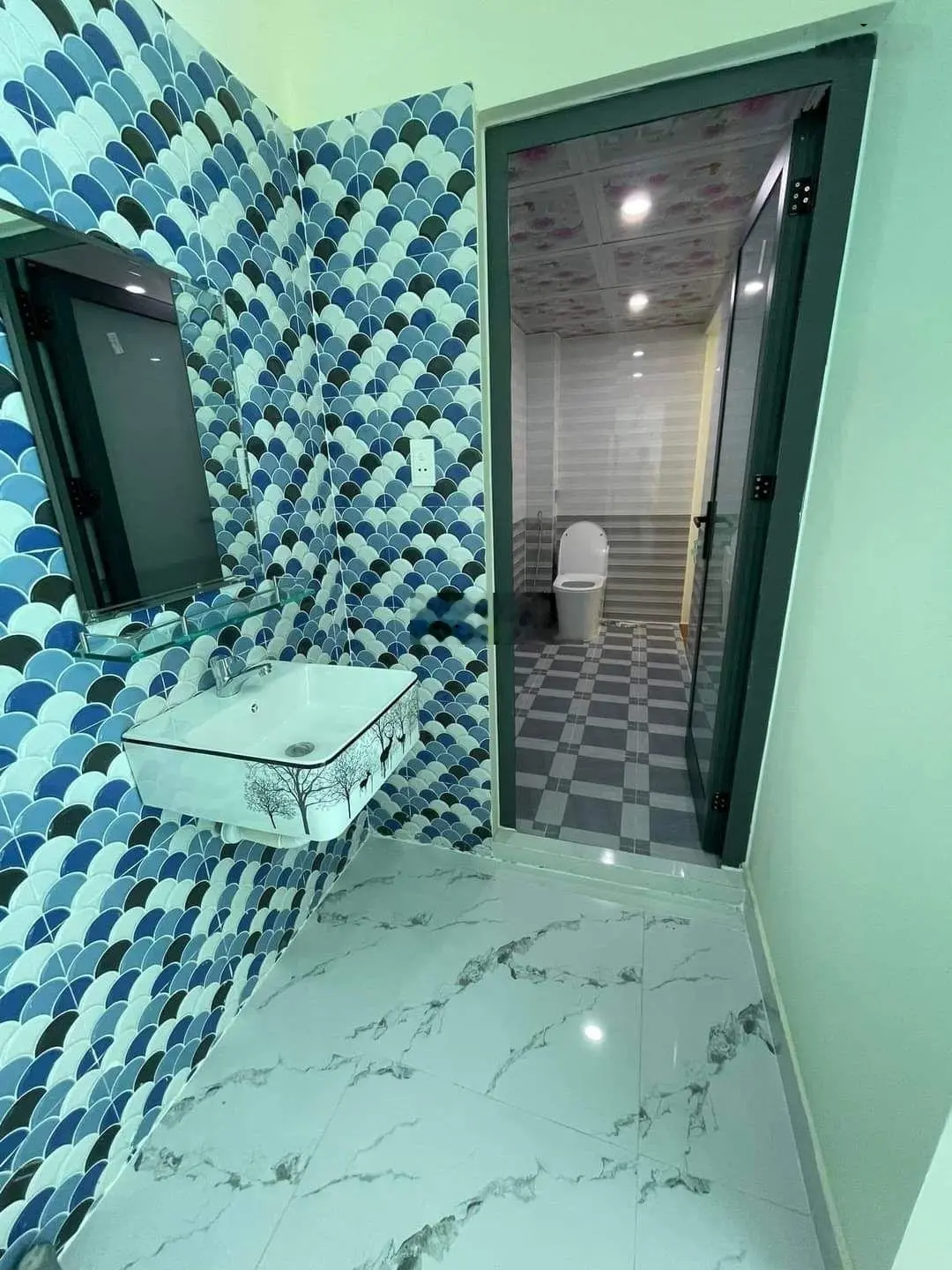 Cần bán nhà mới, đẹp giá ngộp 64m2. Gần ngay chợ Đức Hòa, phù hợp kinh doanh, cho thuê