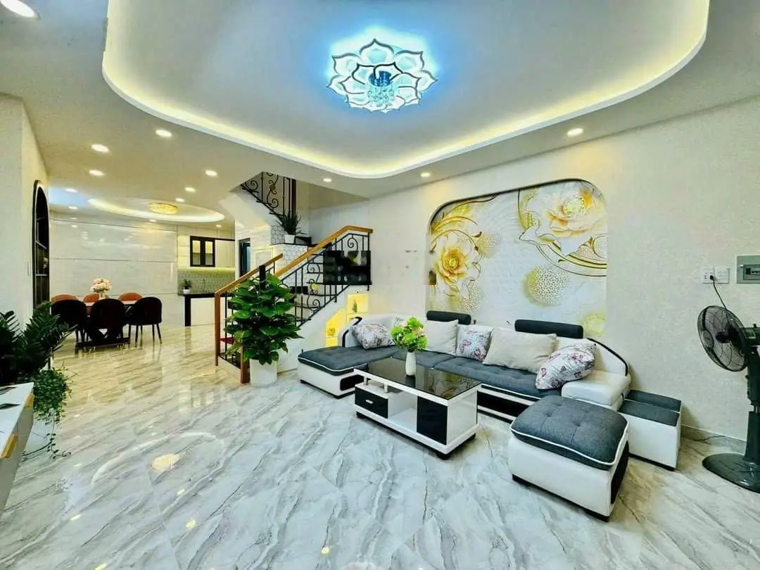 Bán nhà 3 lầu, DT 70m2, Đ. Nguyễn Văn Đậu Phường 7 Bình Thạnh, Giá 3Tỷ, sổ riêng, LH 0896465262