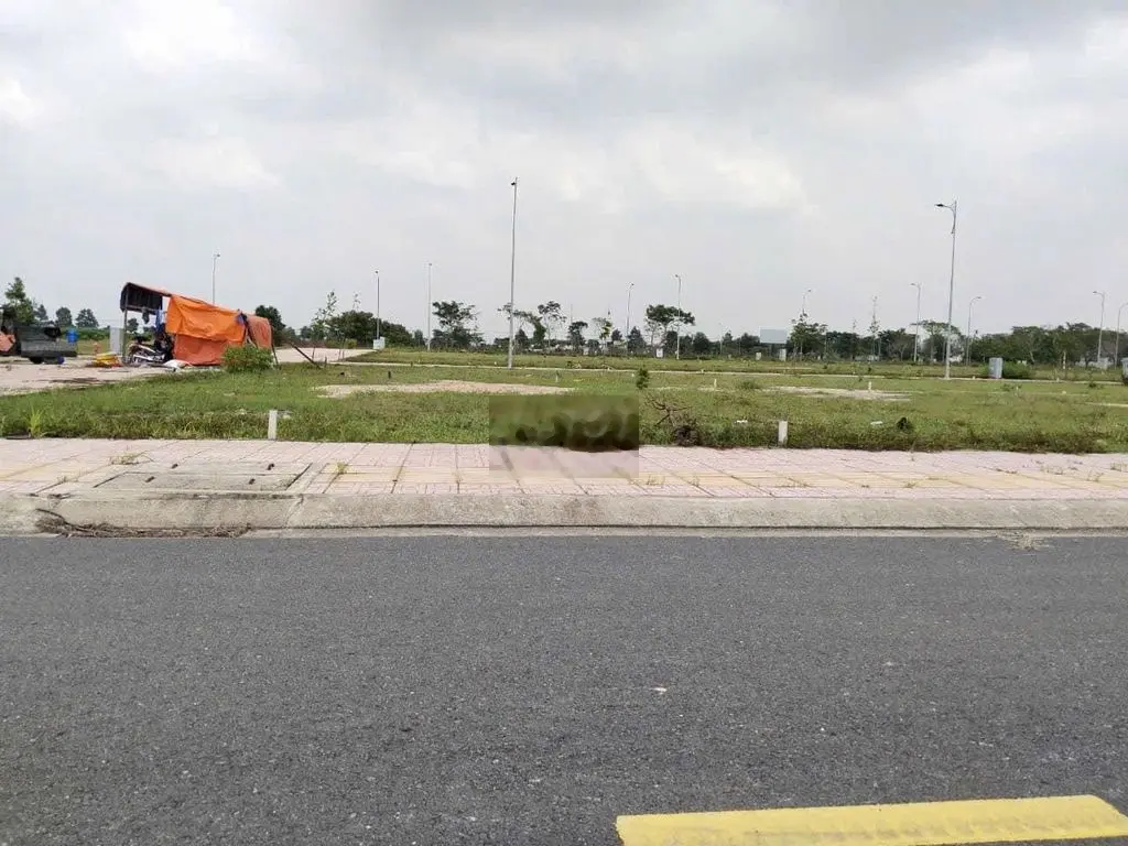 Bán gấp ngay mt chợ đại phước 120m2 - 1tỷ1 - shr