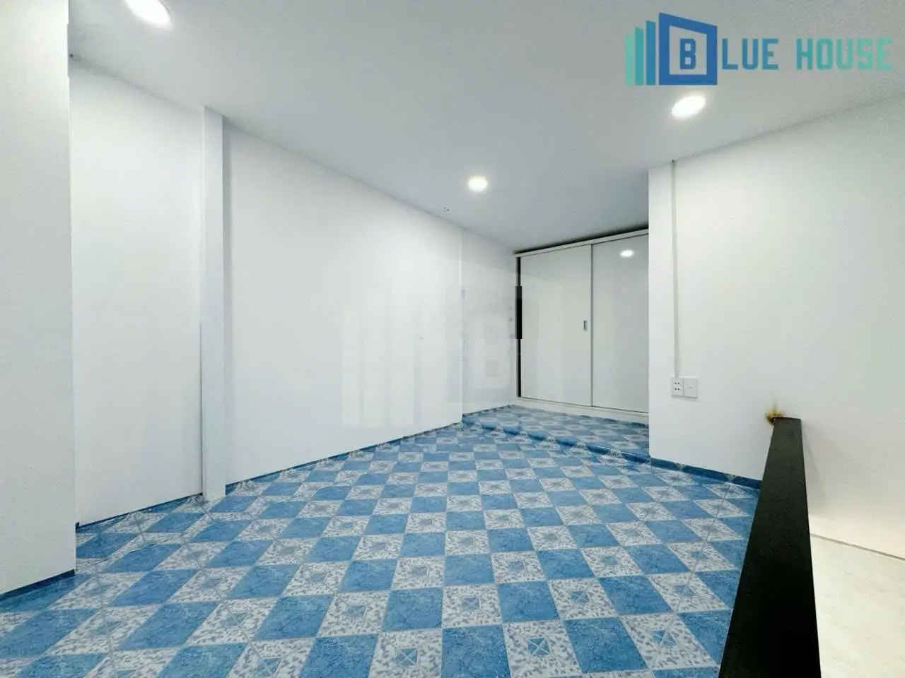 Cần Bán Nhà HXH Lý Văn Phức Quận 1 Giá Rẻ ,4mx16m,4 lầu ,Giá 16 tỷ TL