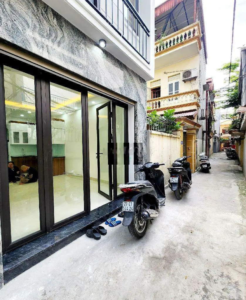 Bán nhà Khuyến Lương 35m, 5 tầng, mặt tiền 4.6m,chỉ 3.85 tỷ,sổ đỏ