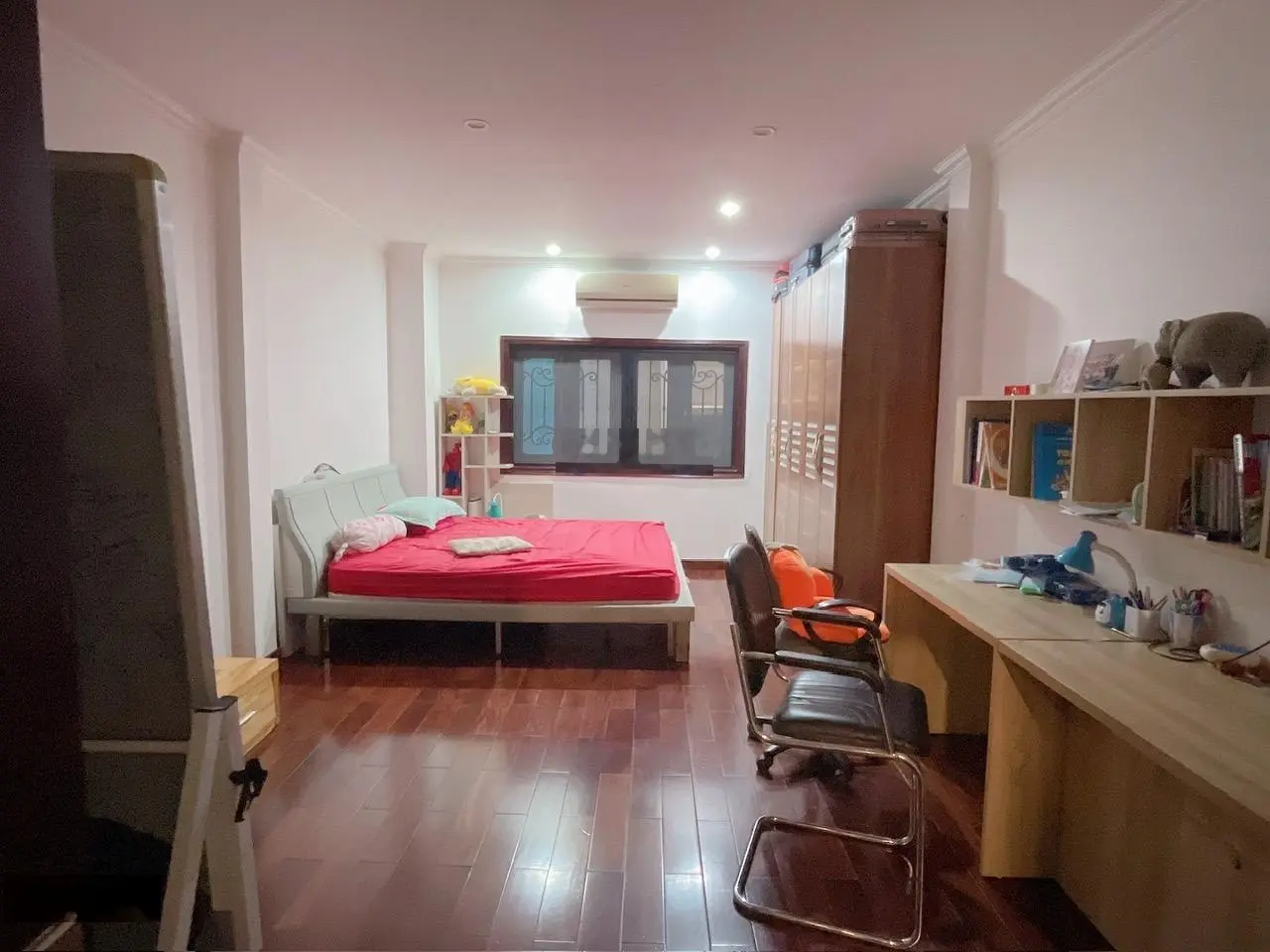 Bán nhà Liễu Giai Ba Đình 70m2, 7 tầng thang máy phân lô vỉa hè 3 ô tô tránh KD VP nhỉnh 24 tỷ.