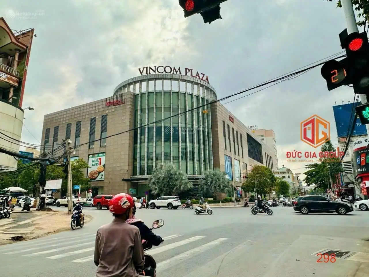 Cần bán căn shophouse Vincom 1T2L thuộc P. Tân Mai giá 15 tỷ