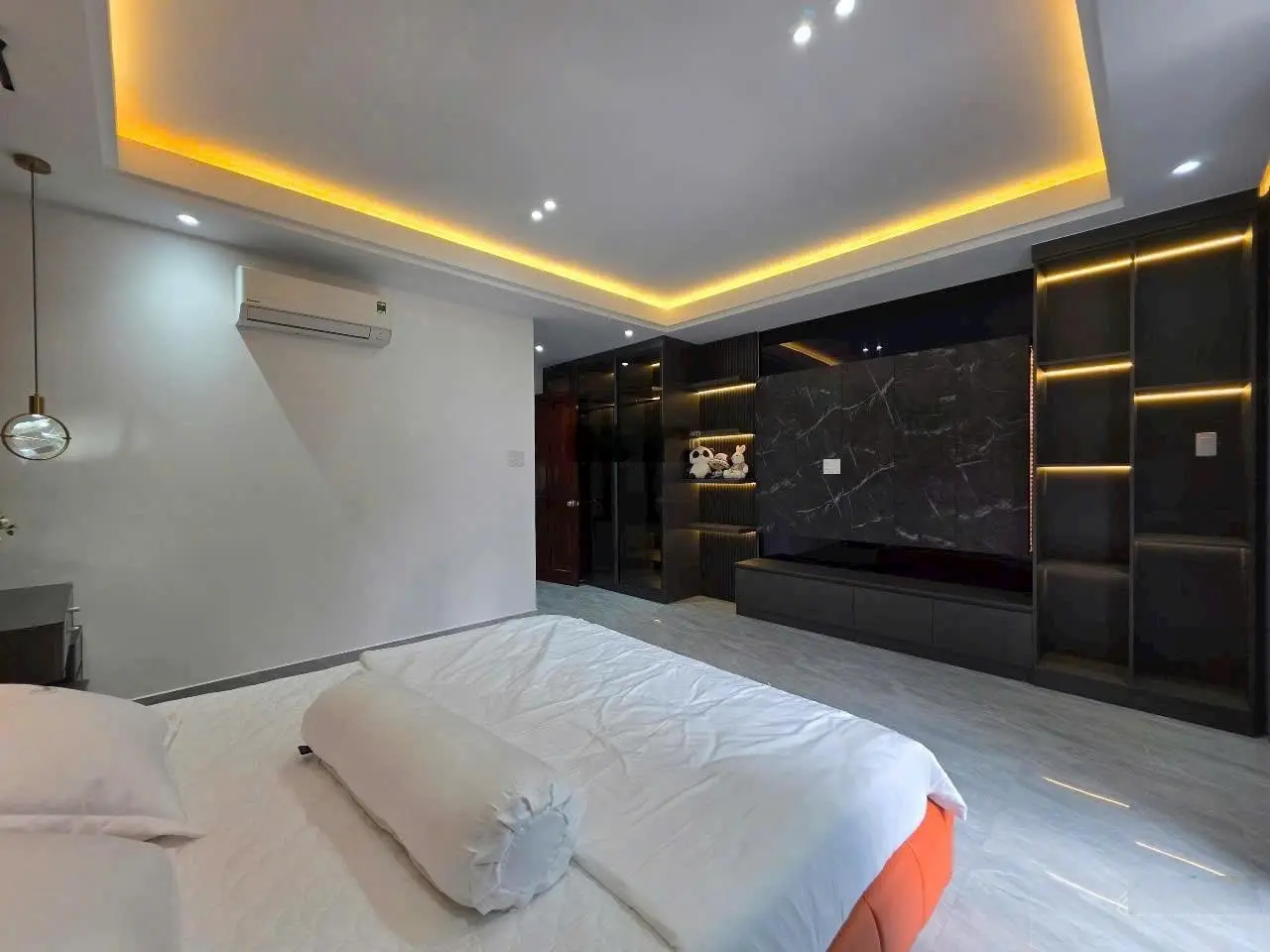 [16 tỷ TL] nhà đẹp 5x19,5m mới xây 04 tầng mặt tiền đường 12m khu dân cư Tân Thành Lập, Phú Mỹ, Q7.