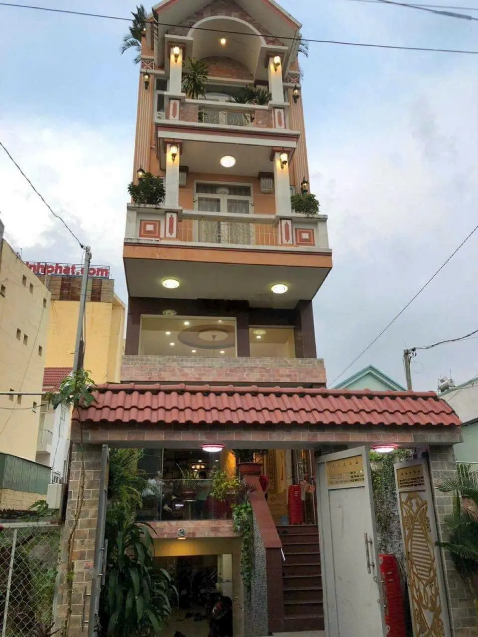 Bán Nhà Mặt Phố Phường Linh Tây, 13 tỷ, 95m2, giá ưu đãi