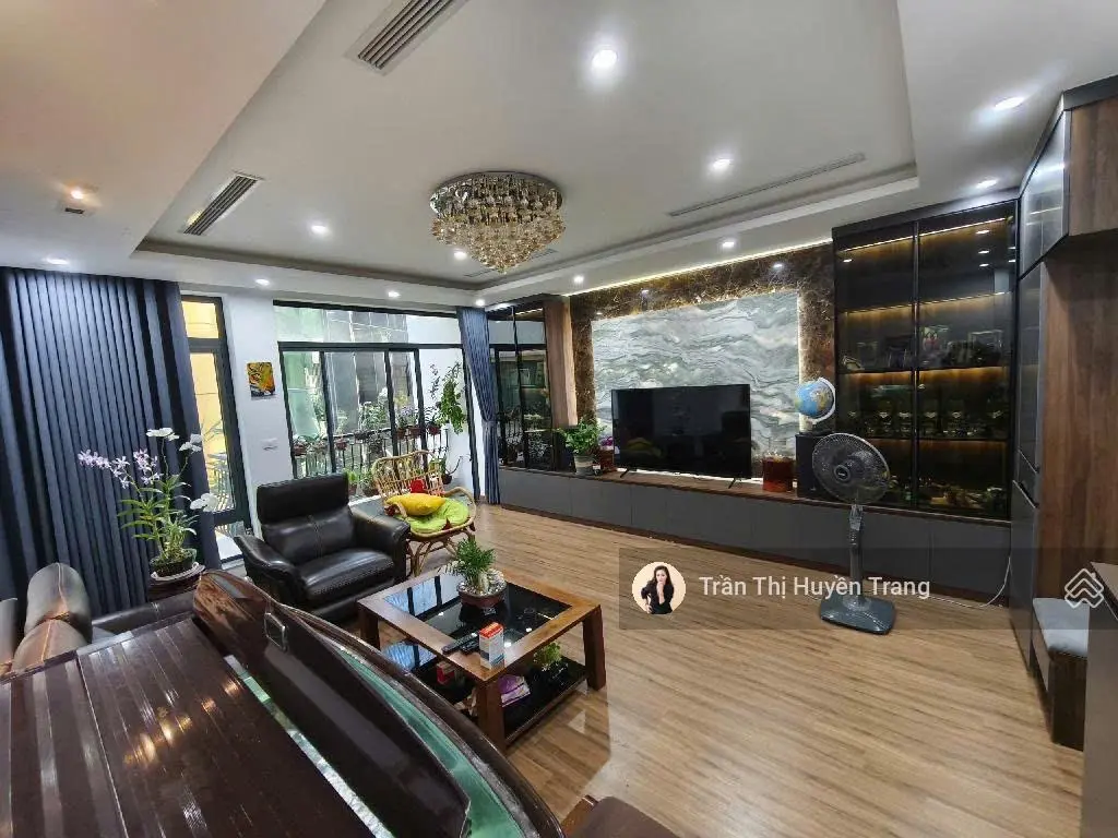 Kinh doanh, văn phòng đẹp hơn mặt phố, 70m2 Hồ Tùng Mậu thông Mai Dịch, 7 tầng thang máy, 24 tỷ