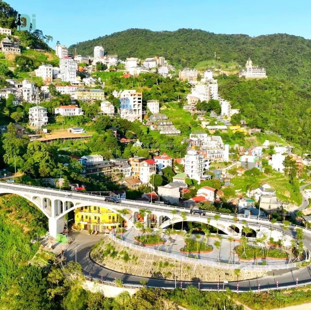 Bán nhà 2 tầng trung tâm thị trấn Tam Đảo trung tâm khu du lịch tam đảo giá 8 tỷ xxx Lh: 0866 156 ***