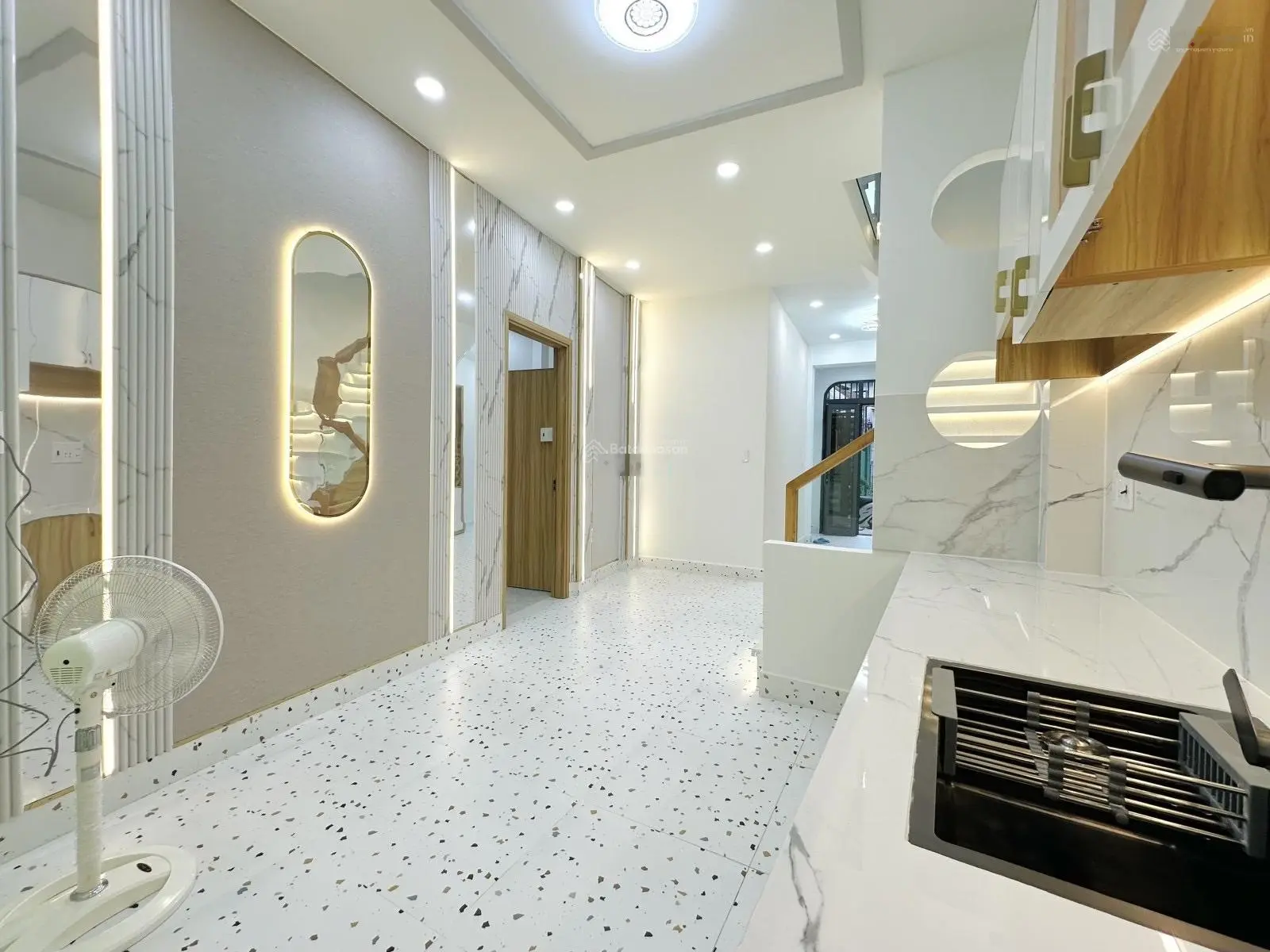 CỰC HIẾM!!!!!! Bán nhà đẹp tặng full nội thất, đường Phan Văn Trị, phường 14, Bình Thạnh.