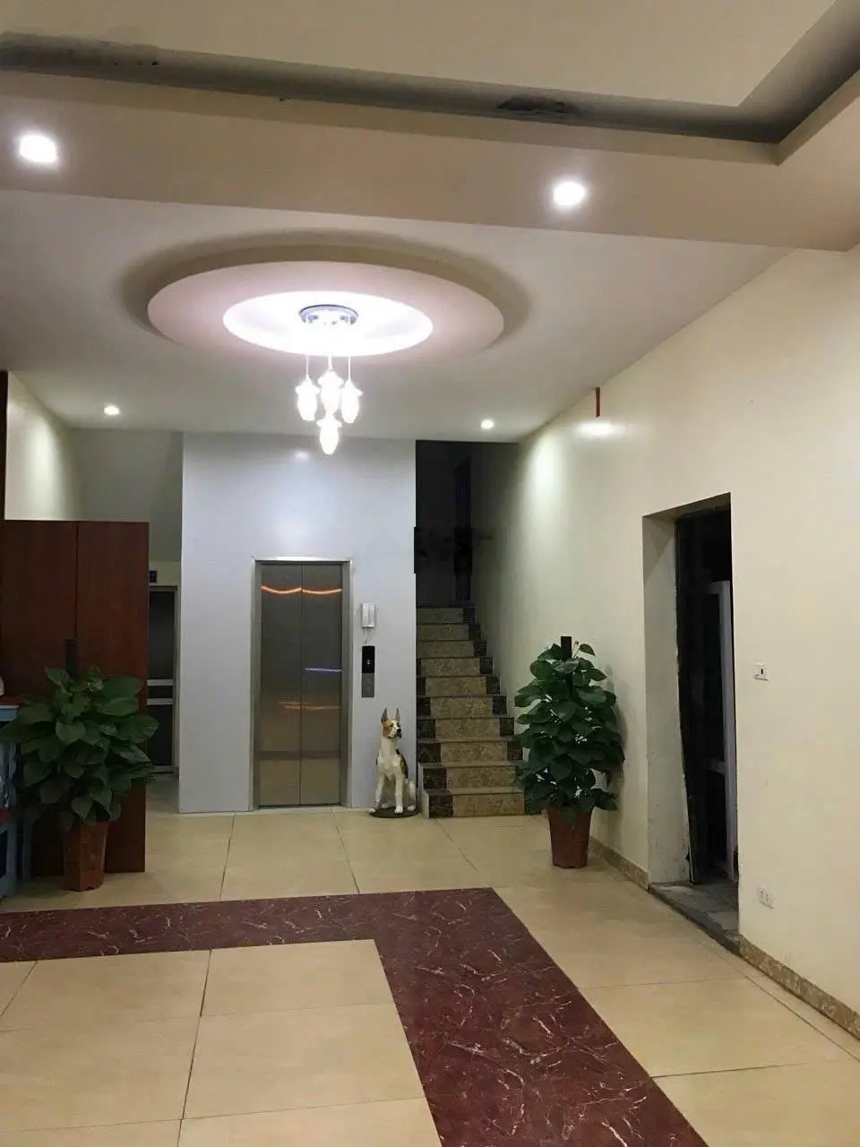 Chính chủ bán khách sạn đẹp, cơ hội