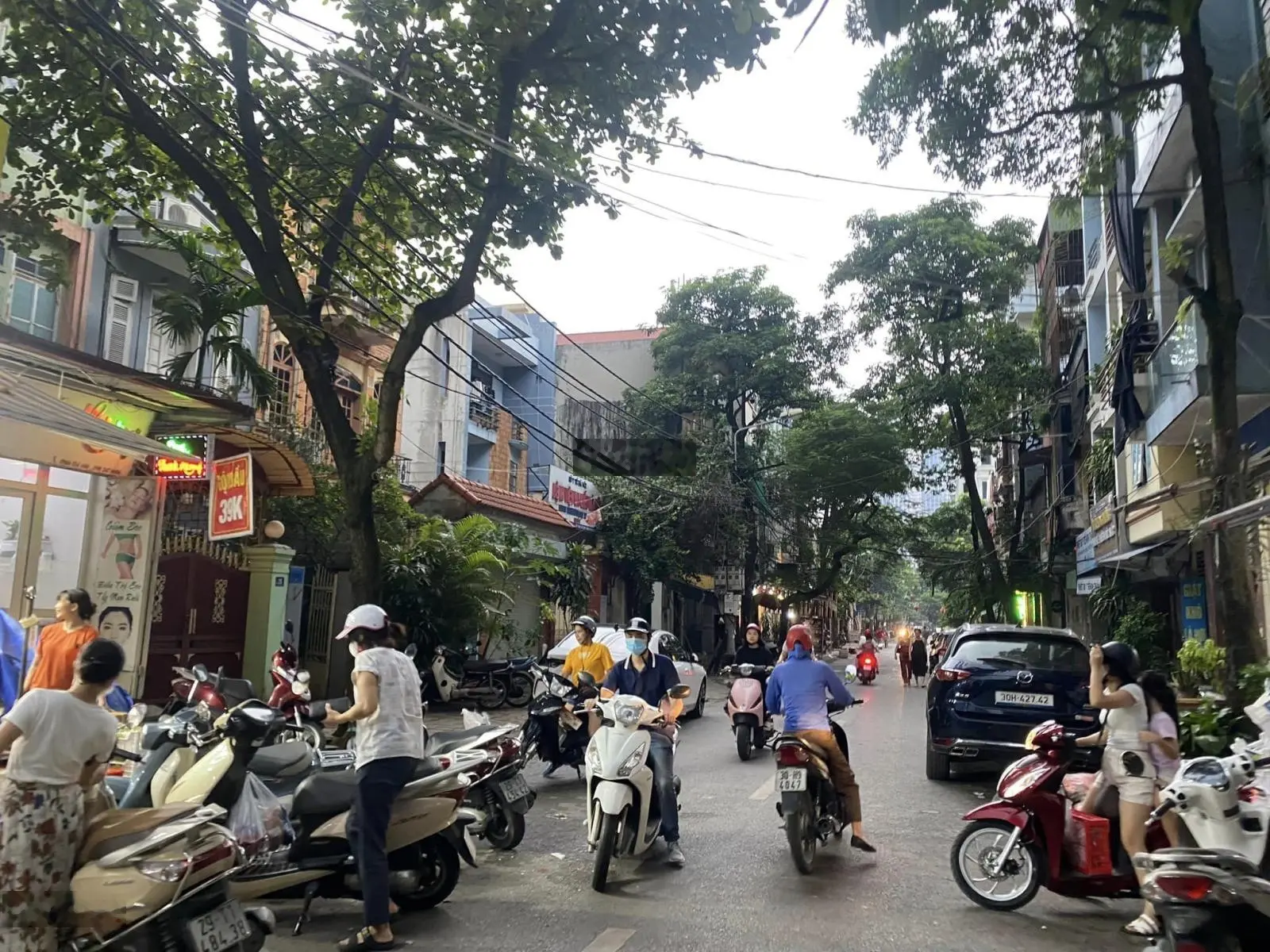 Chỉ 6.7 tỷ có ngay nhà mặt phố Bế Văn Đàn 30m2, 4 tầng, vỉa hè rộng, kinh doanh sầm uất, SĐCC